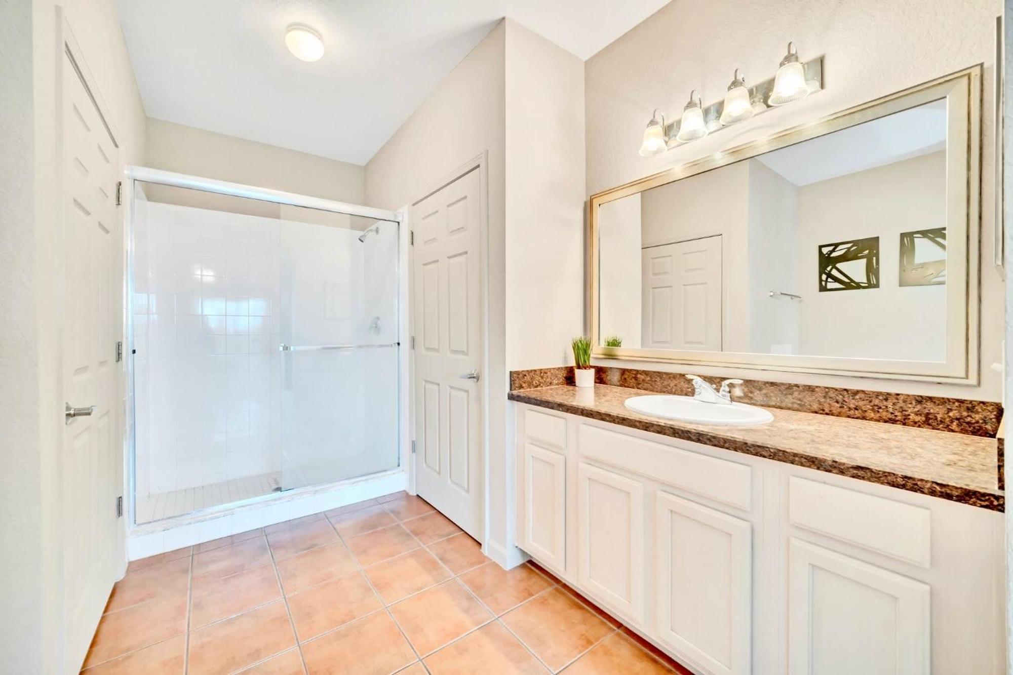 Bright 2Br Condo With Pool And Hot Tub - Near Disney! Orlando Eksteriør billede