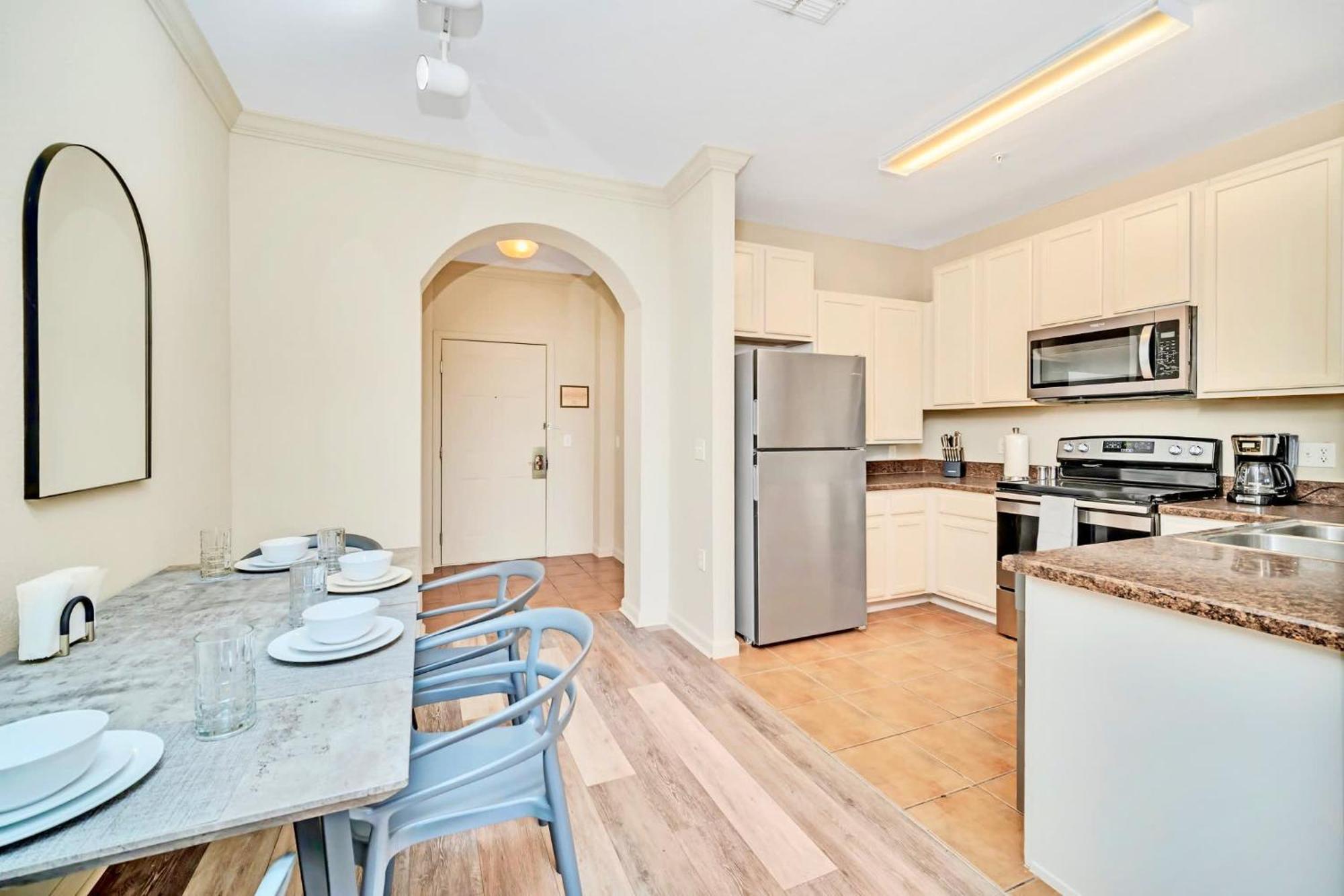 Bright 2Br Condo With Pool And Hot Tub - Near Disney! Orlando Eksteriør billede
