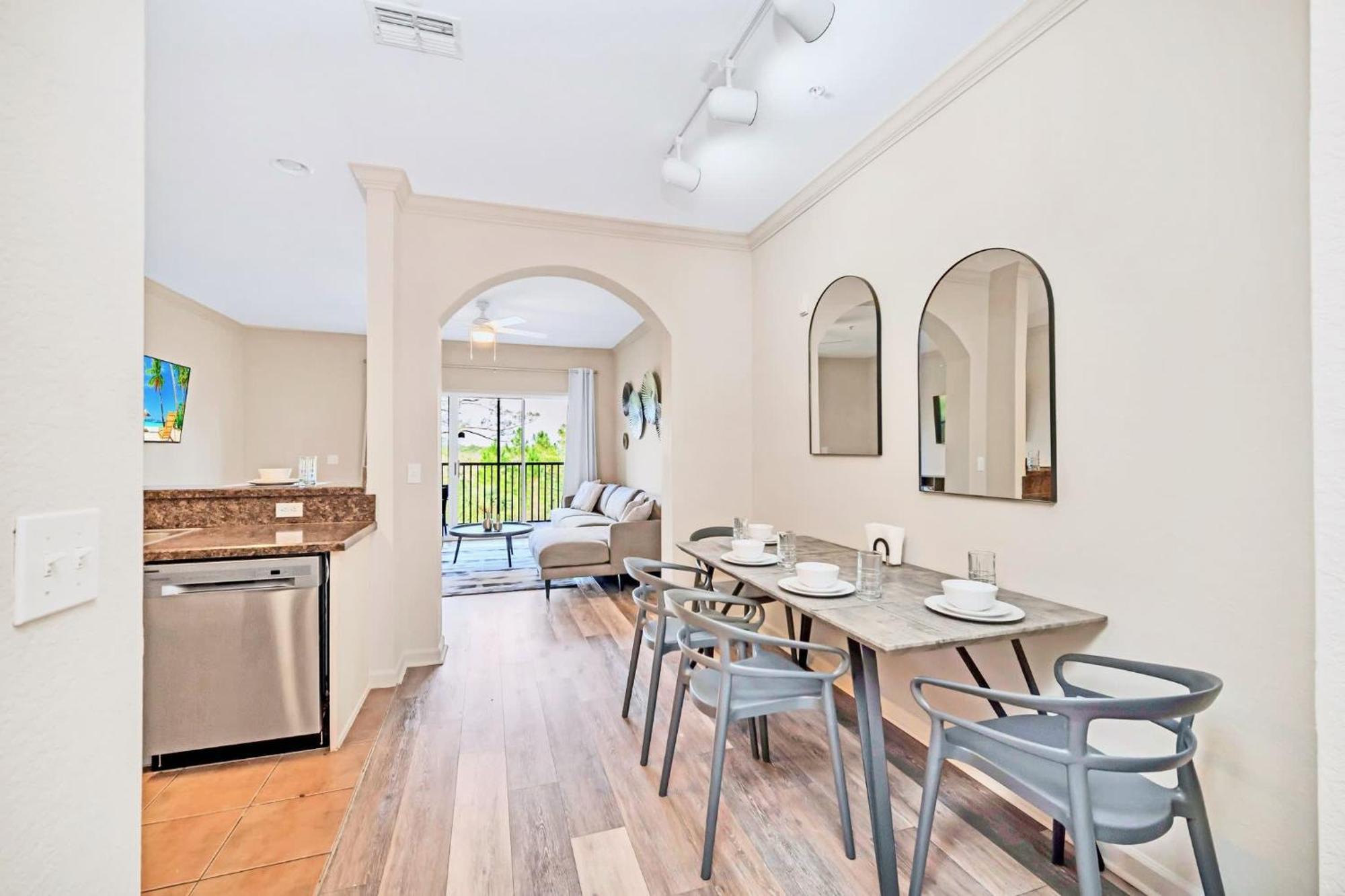 Bright 2Br Condo With Pool And Hot Tub - Near Disney! Orlando Eksteriør billede