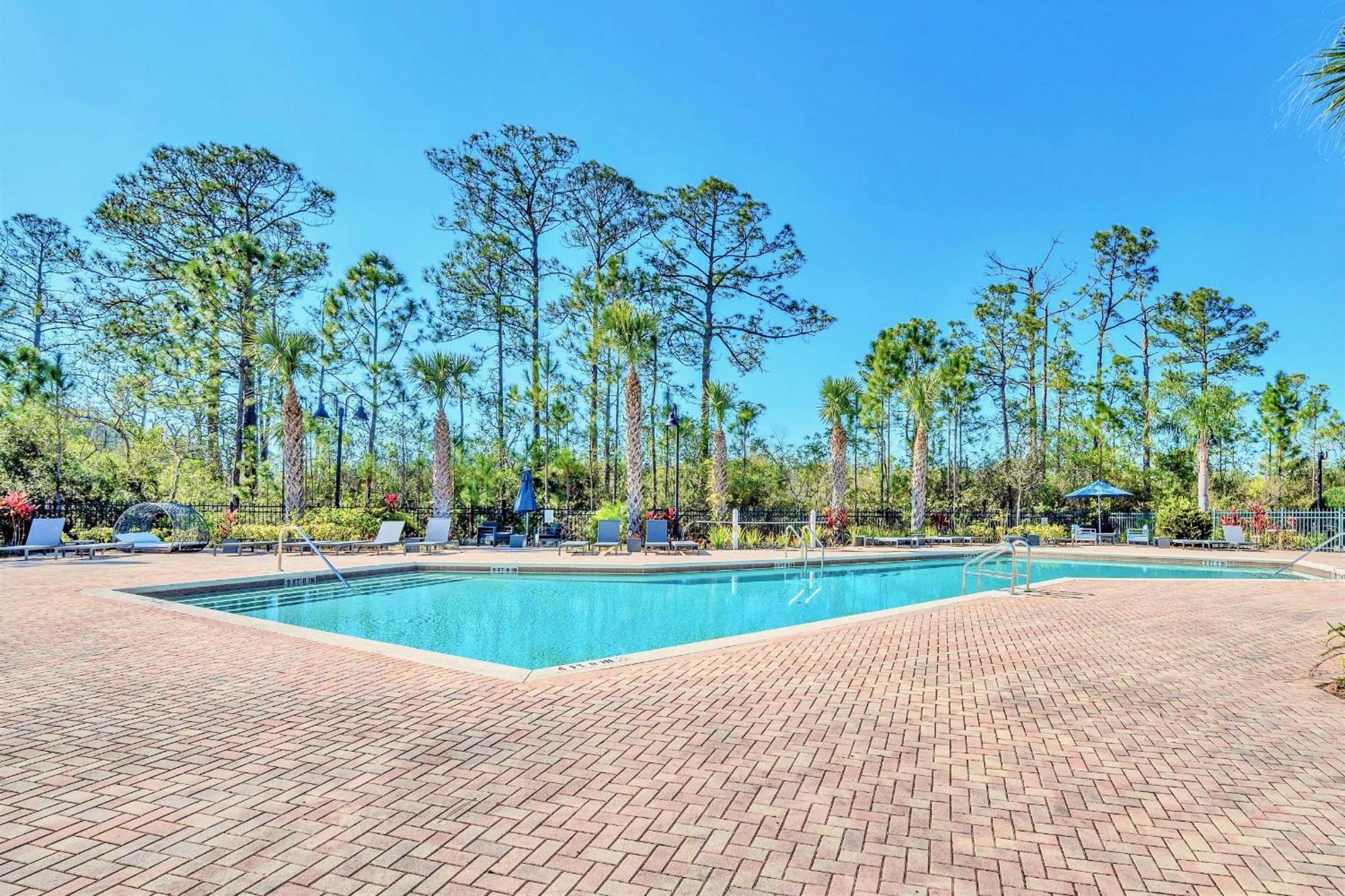 Bright 2Br Condo With Pool And Hot Tub - Near Disney! Orlando Eksteriør billede